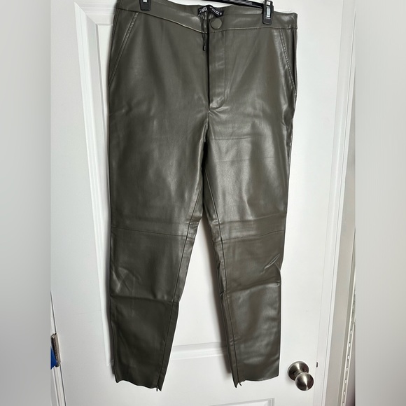 Zara Faux Leather Pants - Picture 2 of 6